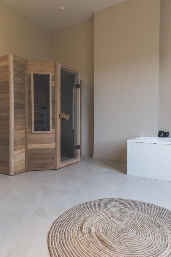 So'House Manor Villa Spa Buitenkant foto