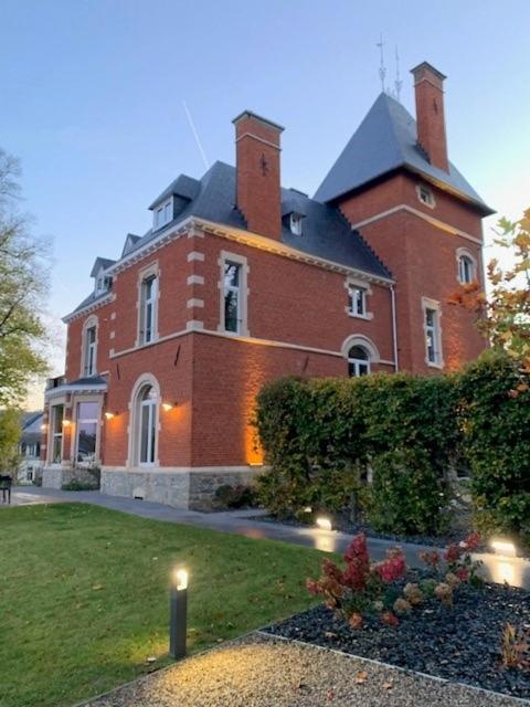 So'House Manor Villa Spa Buitenkant foto